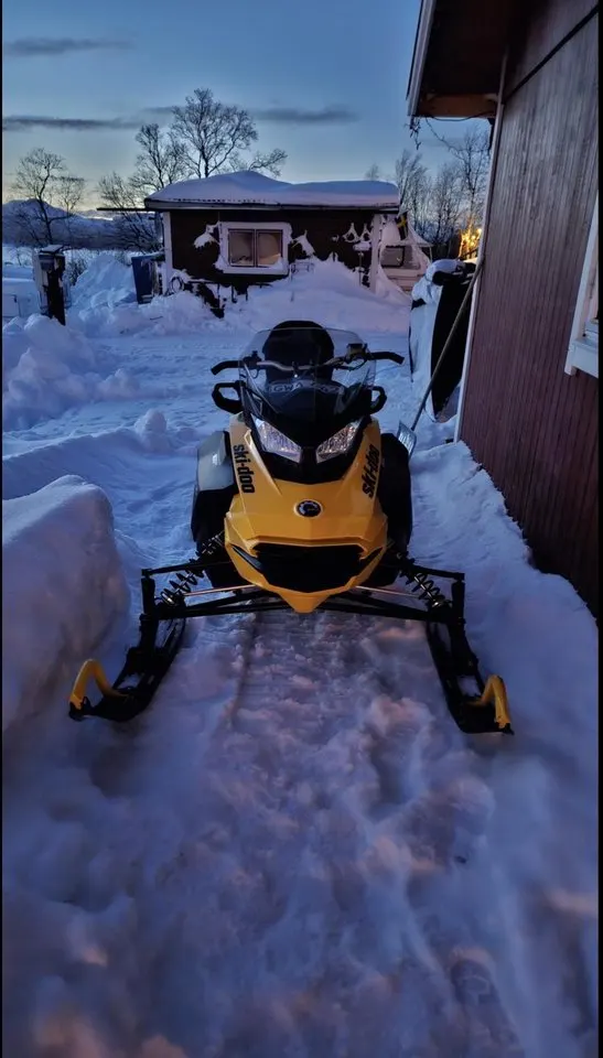Ski-Doo MXZ MXZ SPORT 600 EFI 2024