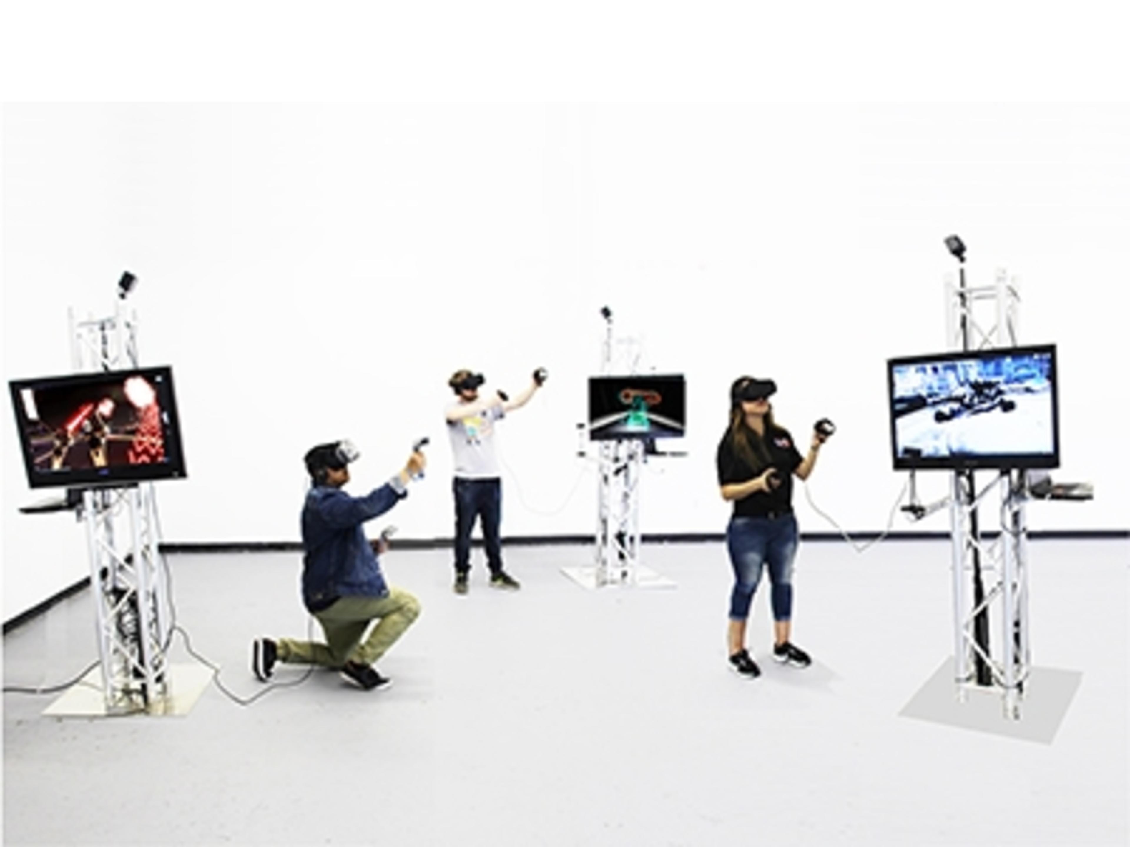 Virtual Reality Package w/ 3 VR Headsets