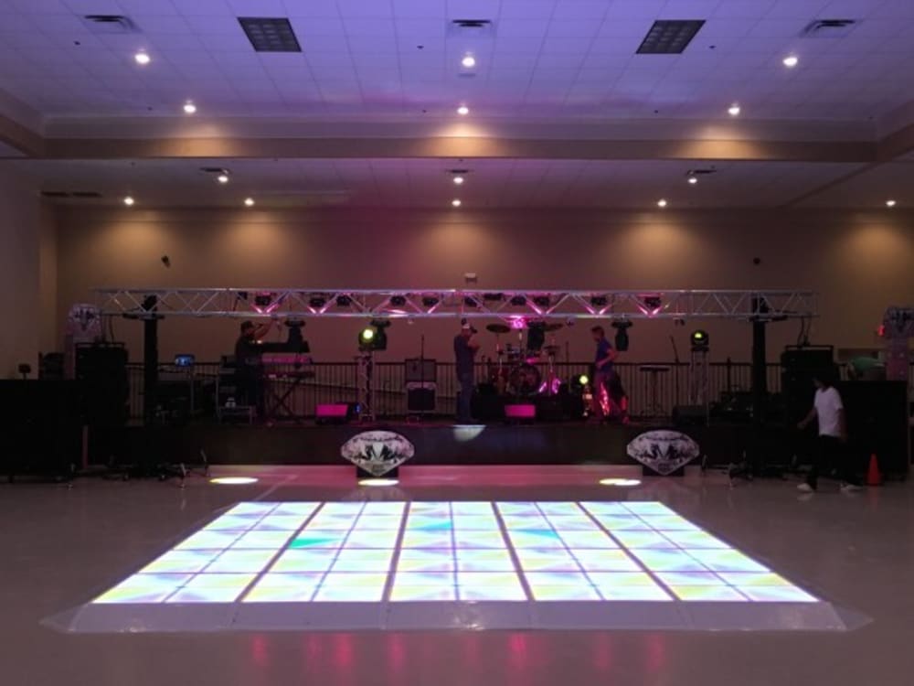 Wedding Dance Floors, Texas - Sky High 3