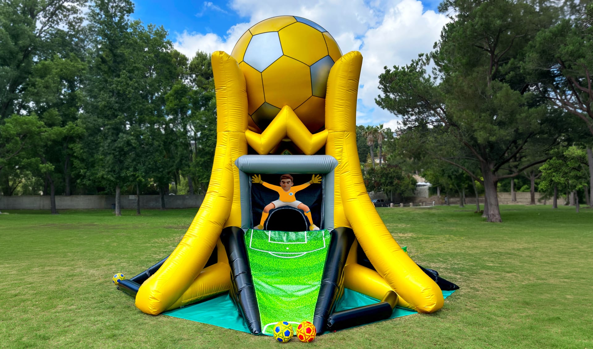4-Person Soccer World Cup Shootout