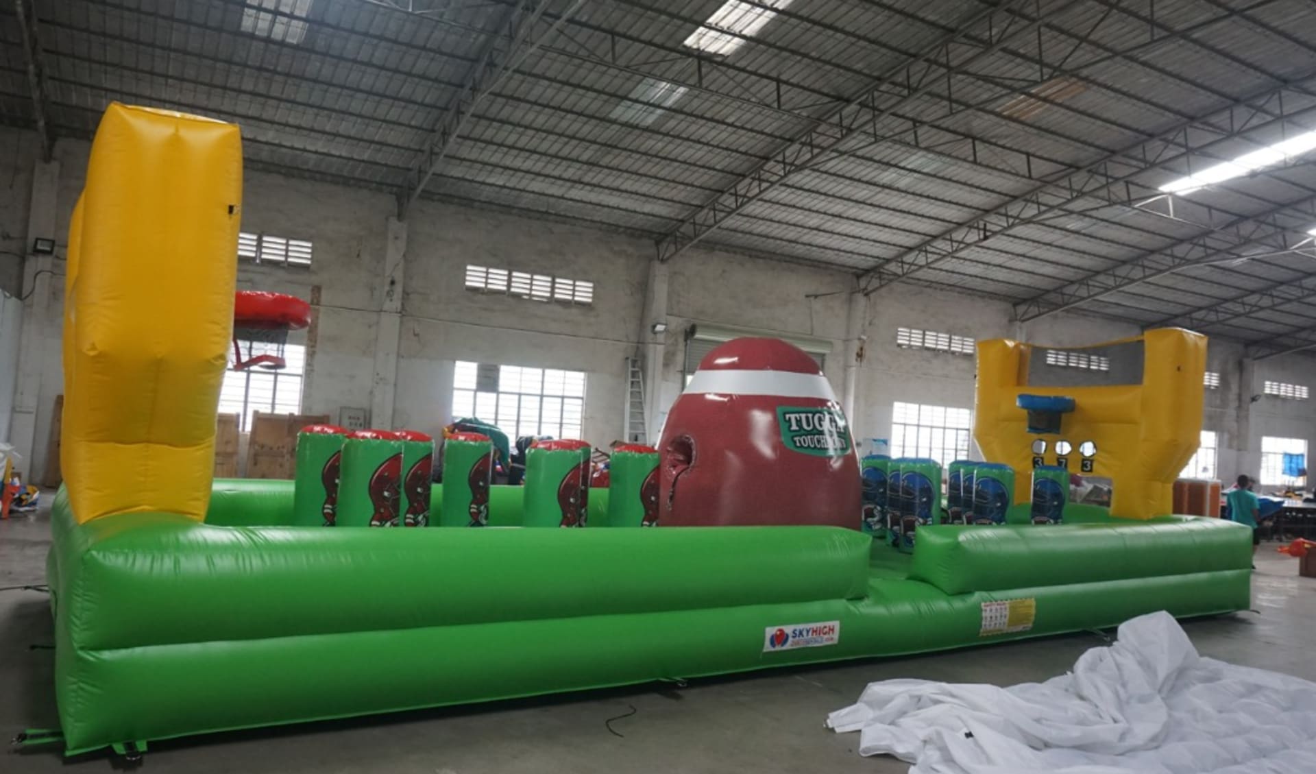 Bungee Tug-O-War Sports Football Inflatable