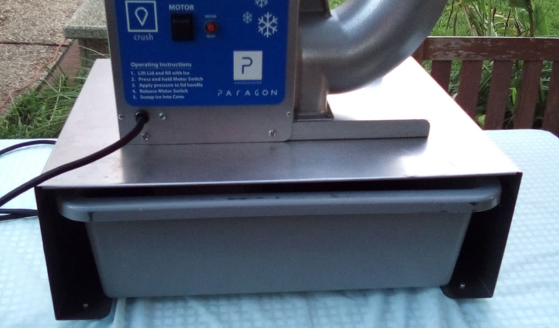 Máquina de nieve raspadilla en renta en Dallas, ideal para fiestas en Fort Worth con servicio profesional.