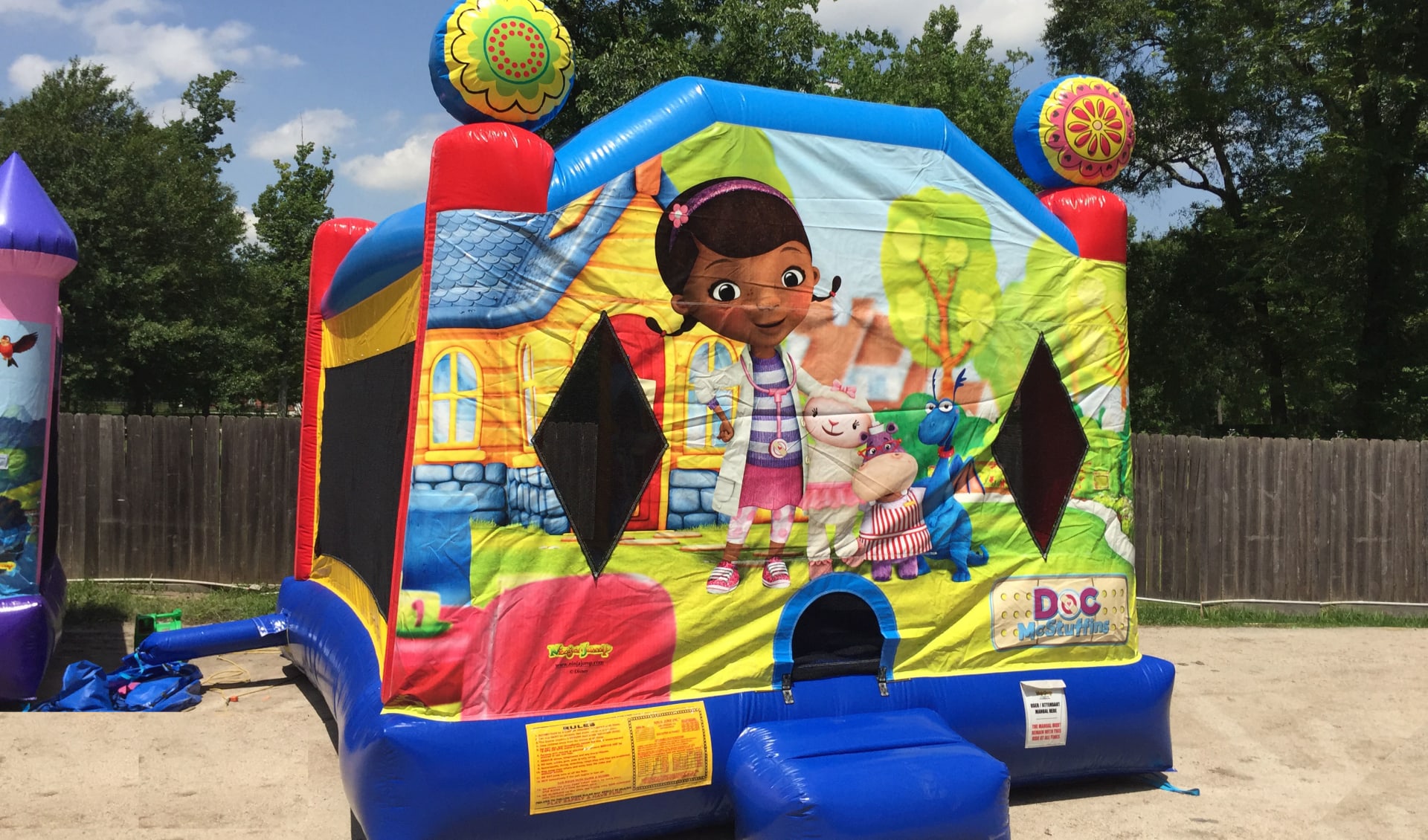 Doc Mcstuffins Bounce House Combo