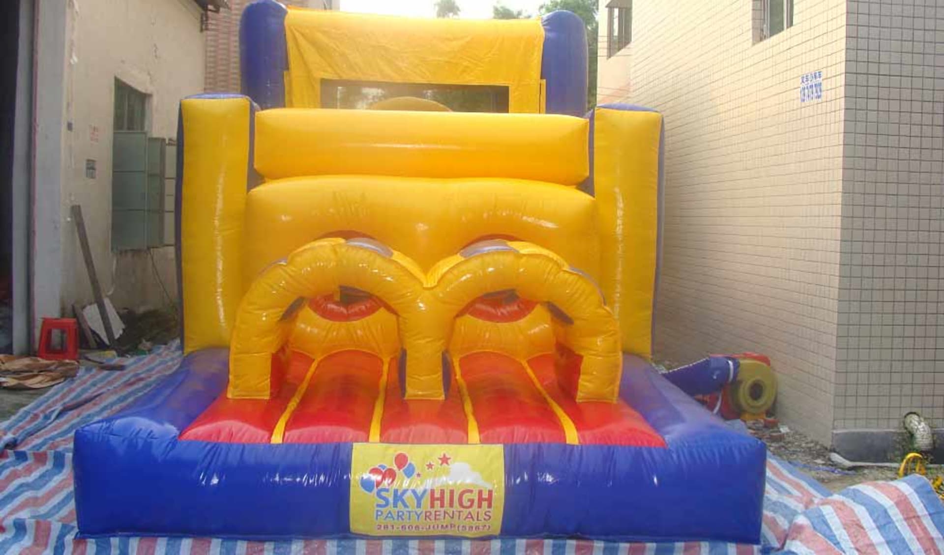Front View of Obstacle
