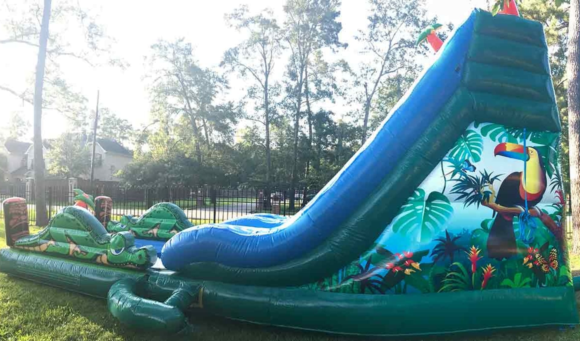 Inflatable Tiki Falls Luaua Water Slides