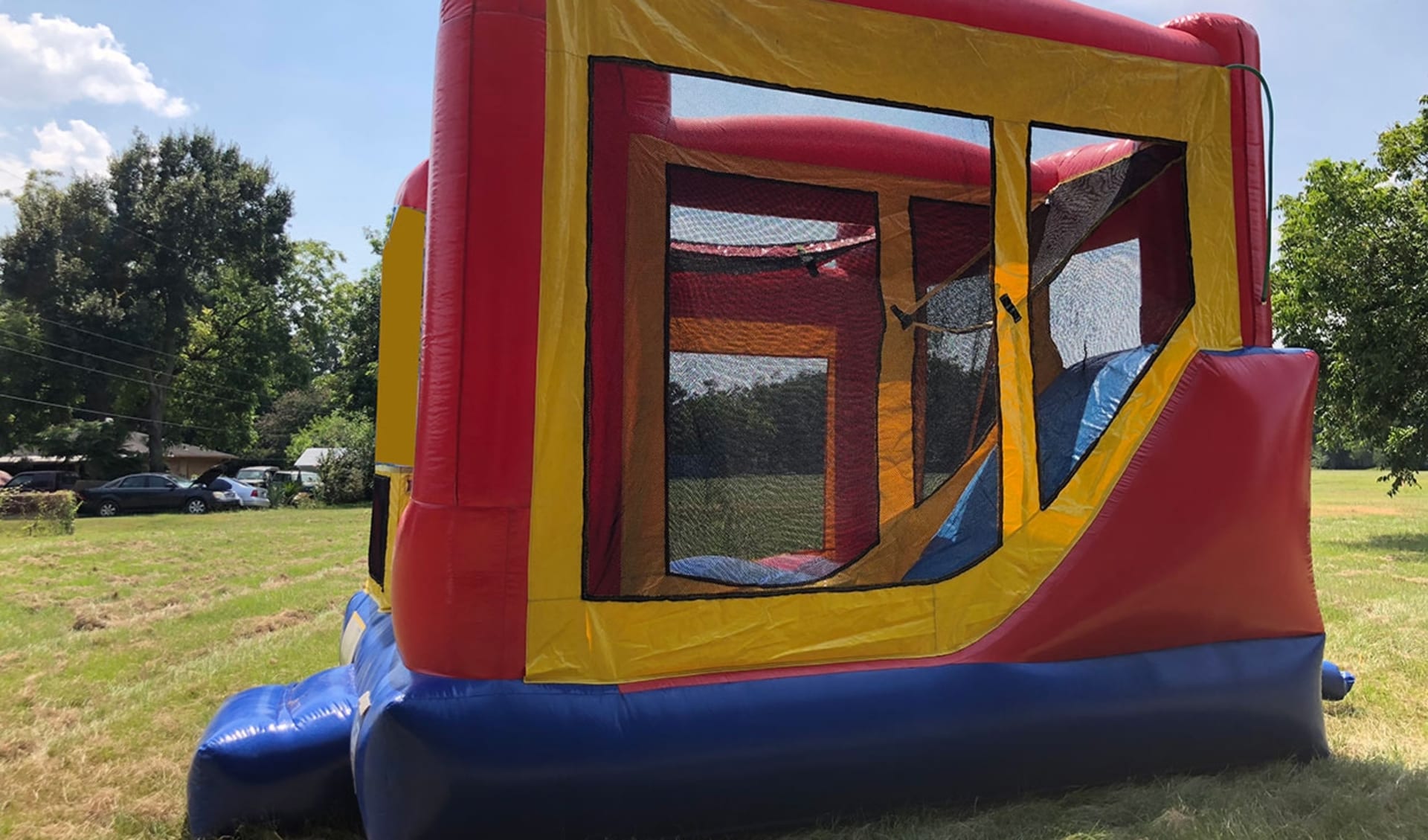 Incredibles 4in1 combo bounce house with wet or dry slide rental in Houston, ideal for Cypress birthday parties.
