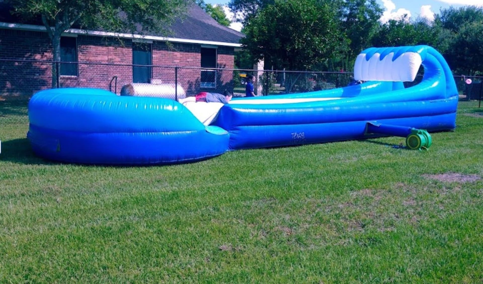 Texas wild wave water slide 