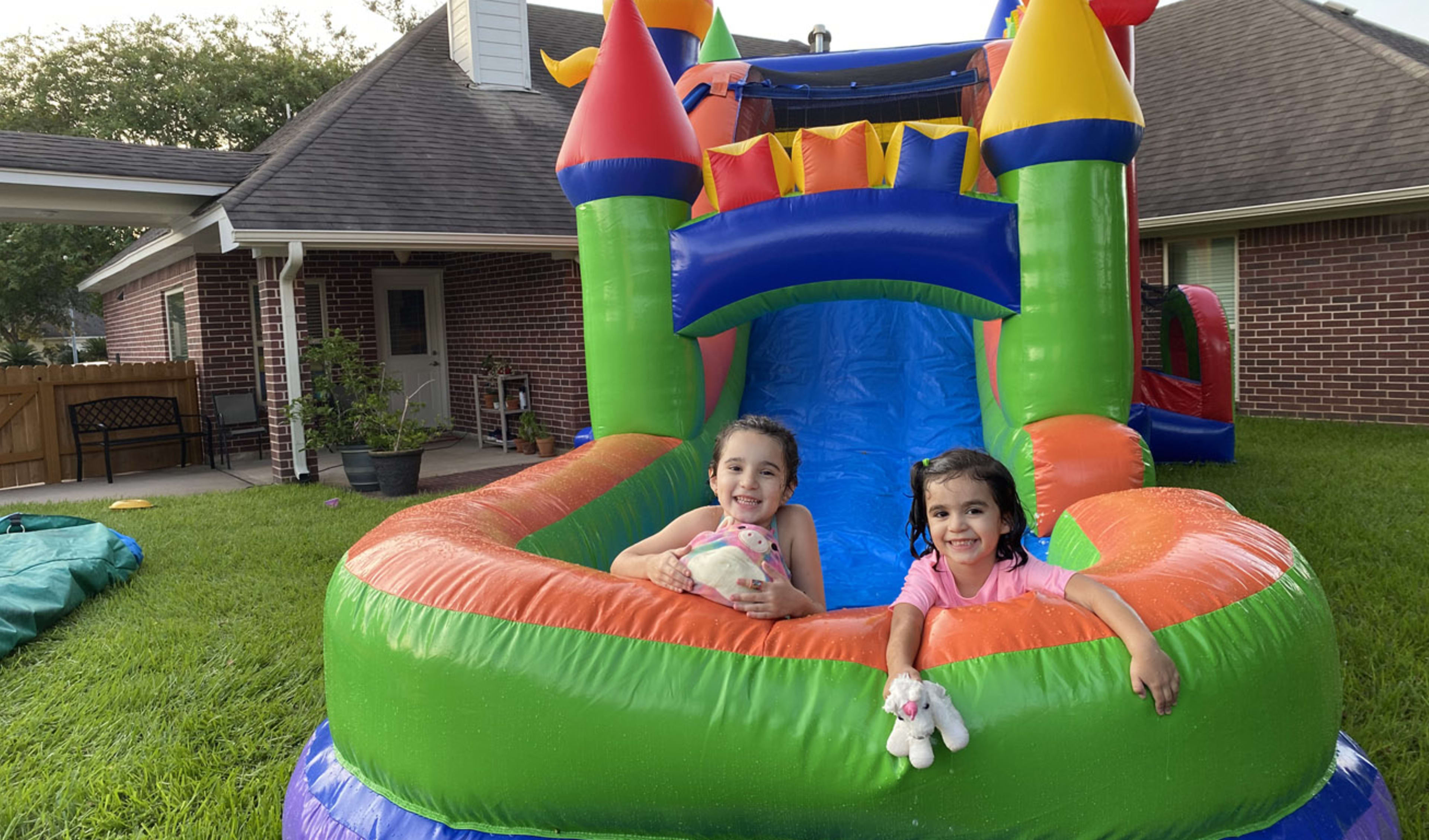 Home Delivery Rainbow Modern Bounce House Combo