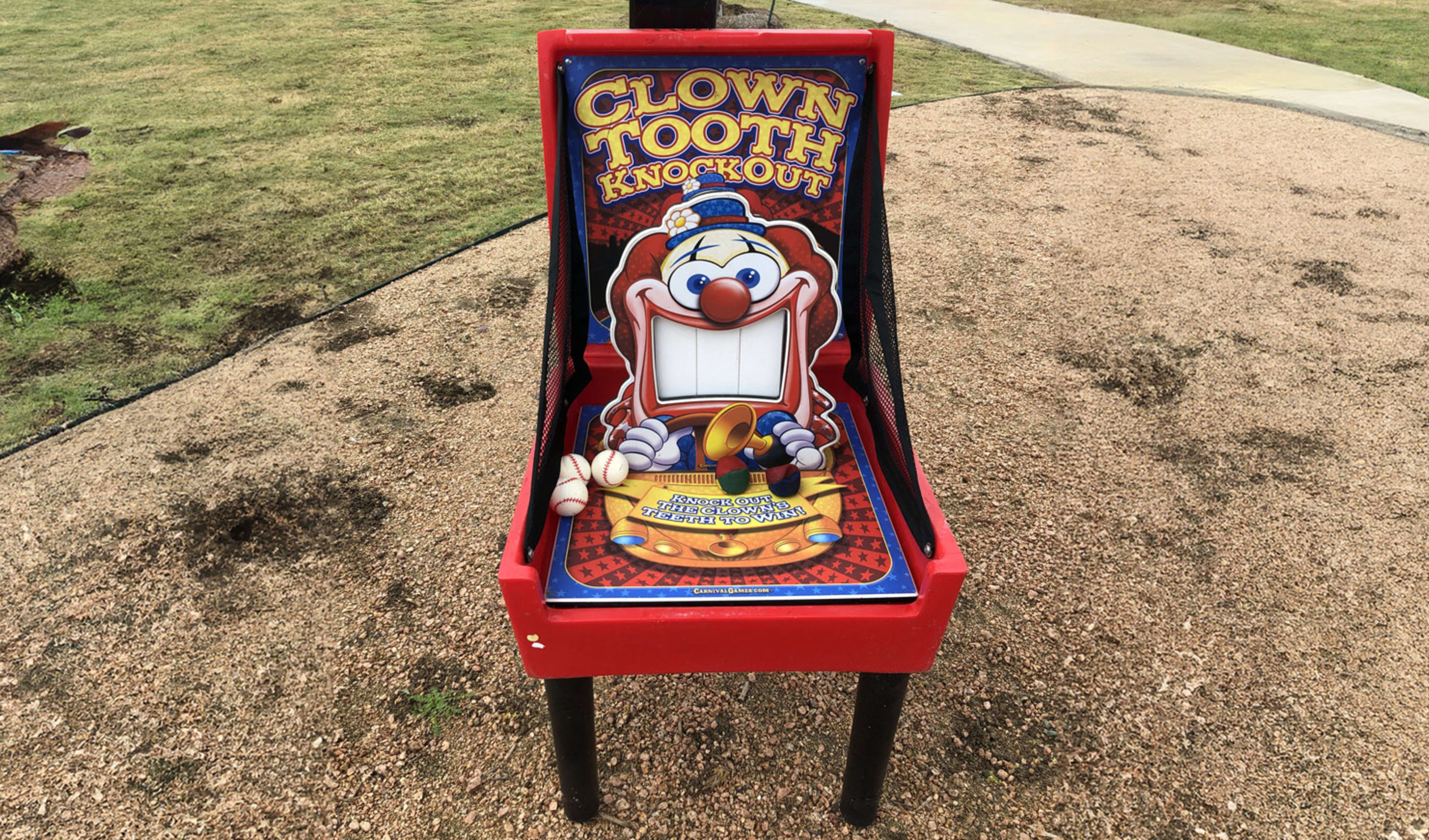 Clown Teeth Carnival Game