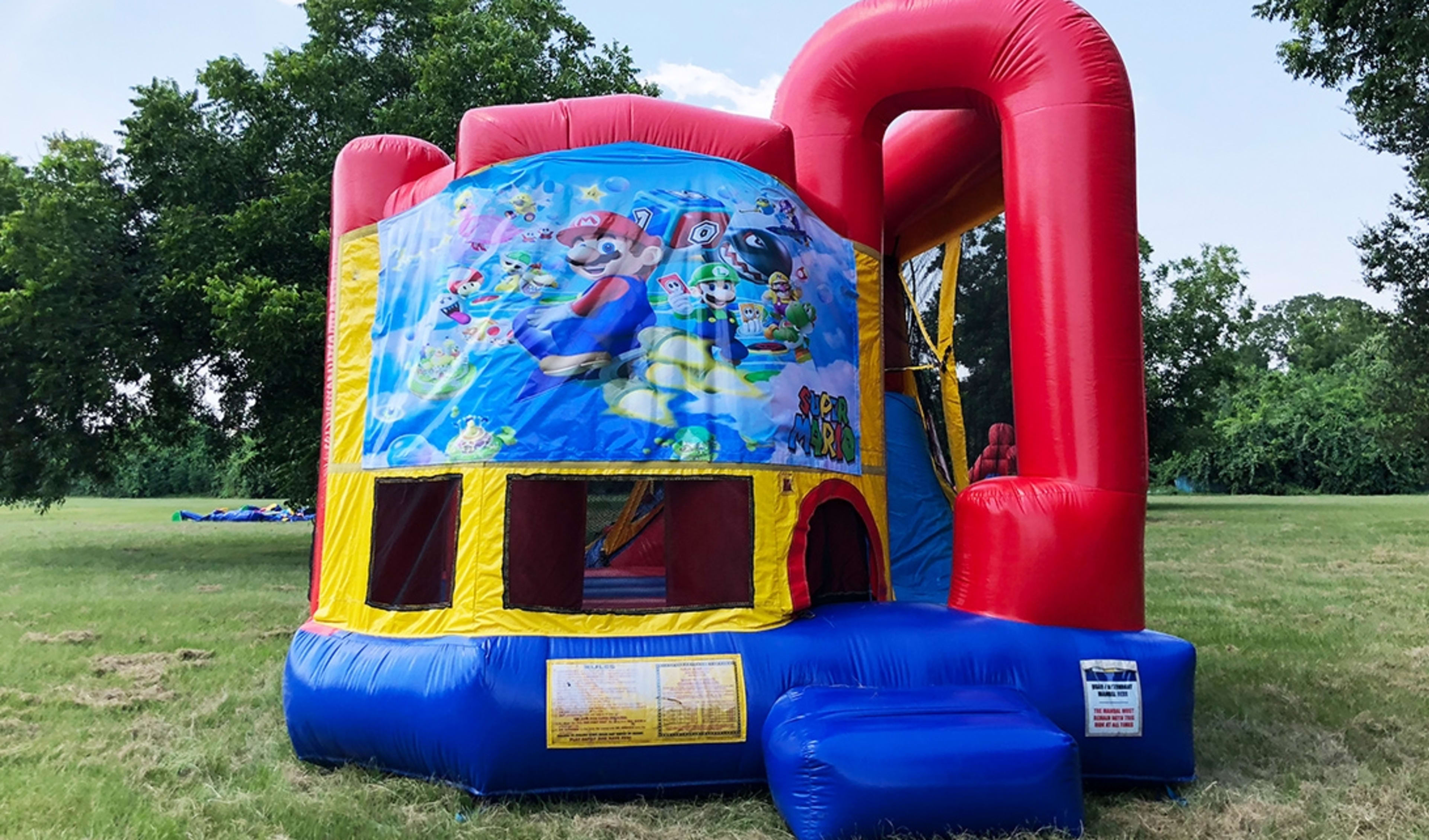 Front 4in1 Bounce House Mario