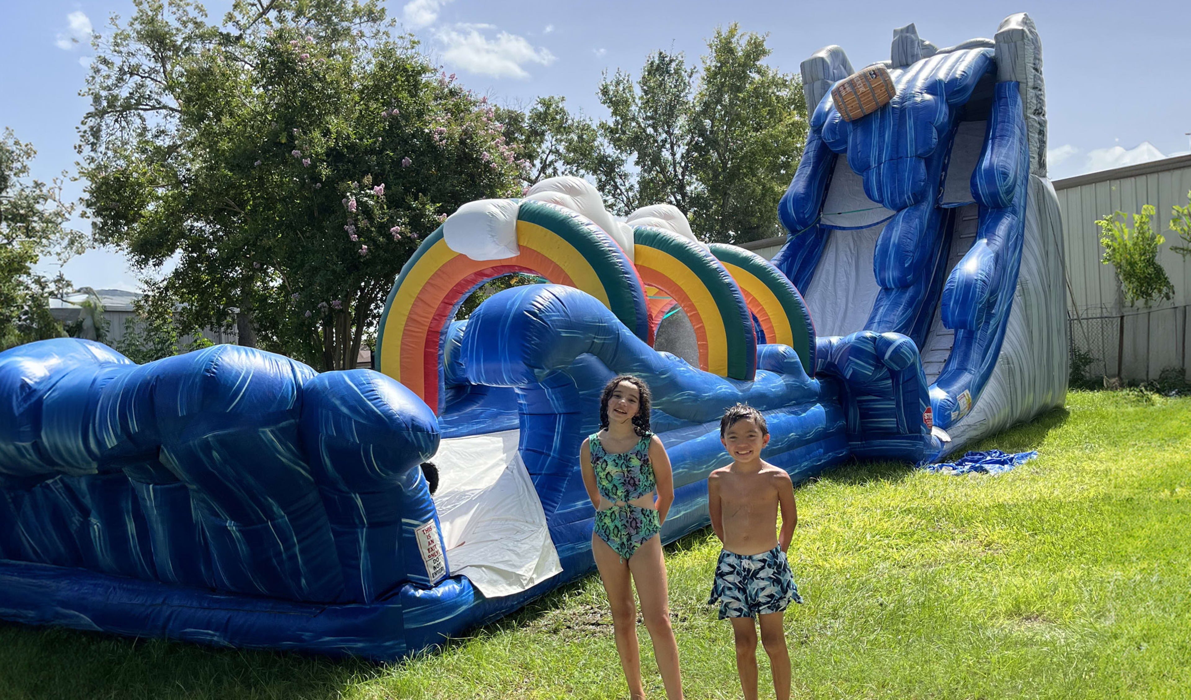 Giant Niagara Falls Water Slides for Retn