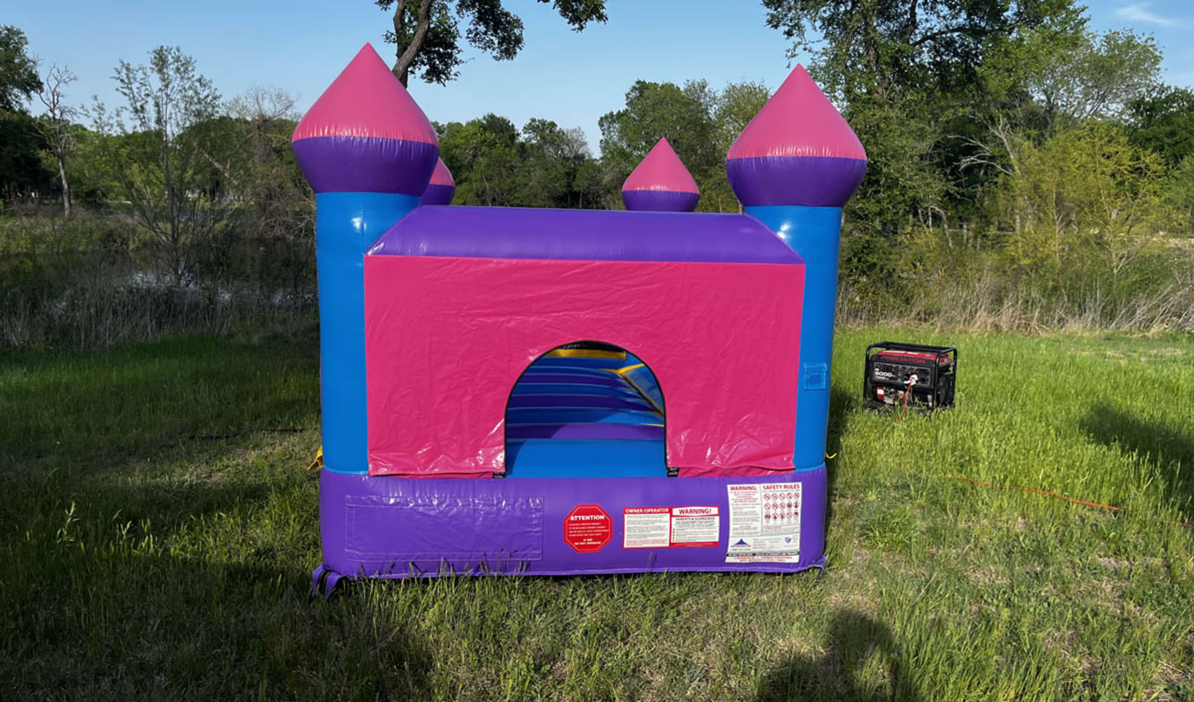 indoor tiny pink bounce house