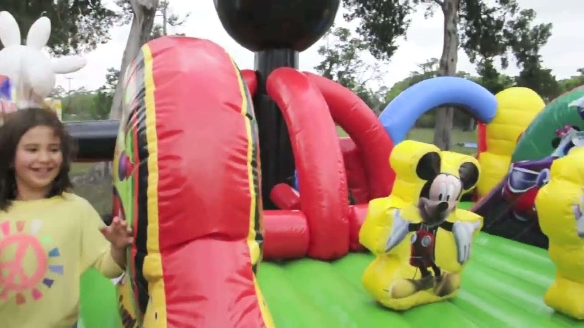 Mickey Mouse Toddler Bounce House - Video