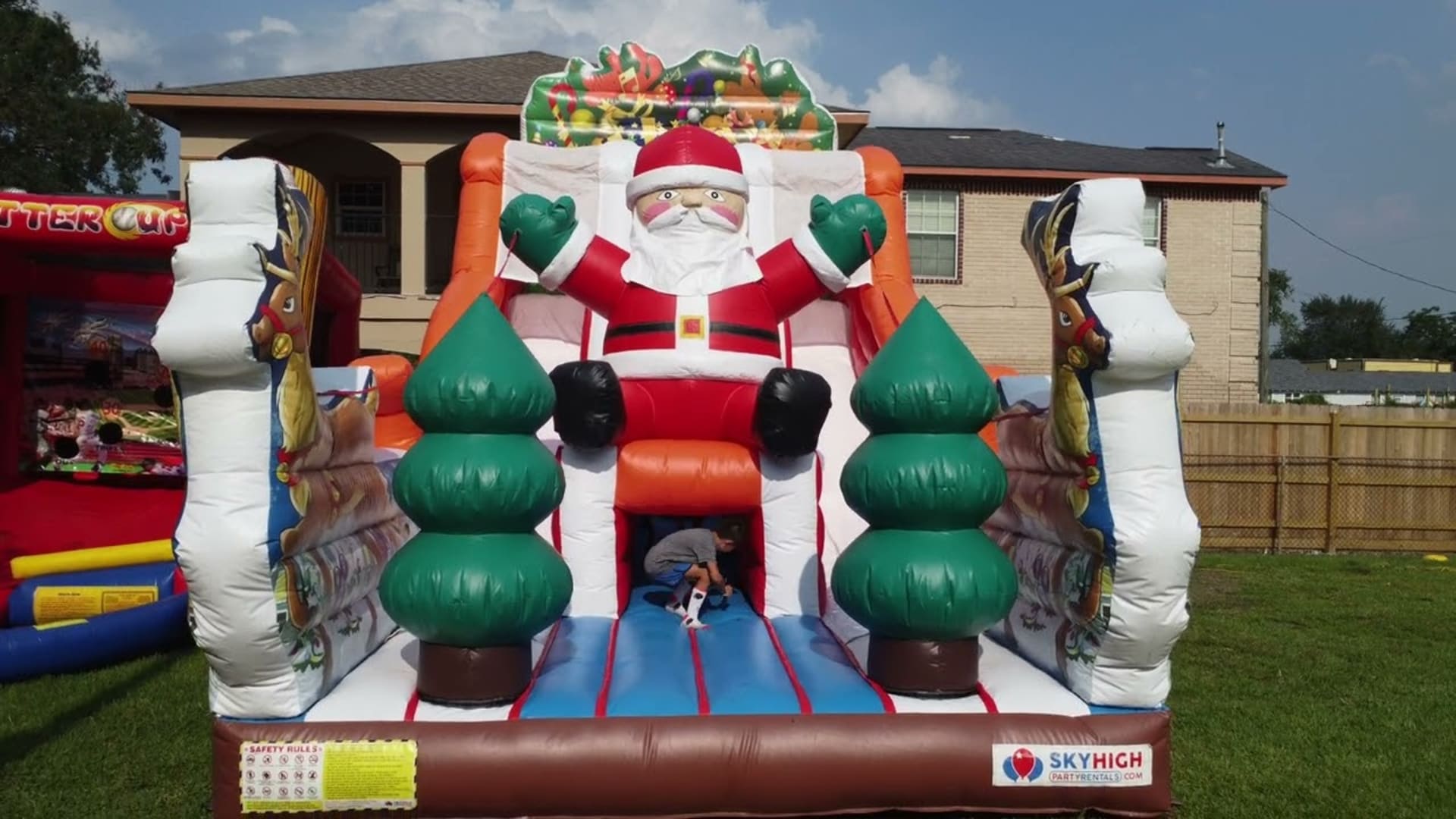20ft Christmas Santa Claus Dual Lane Dry Slide - Video