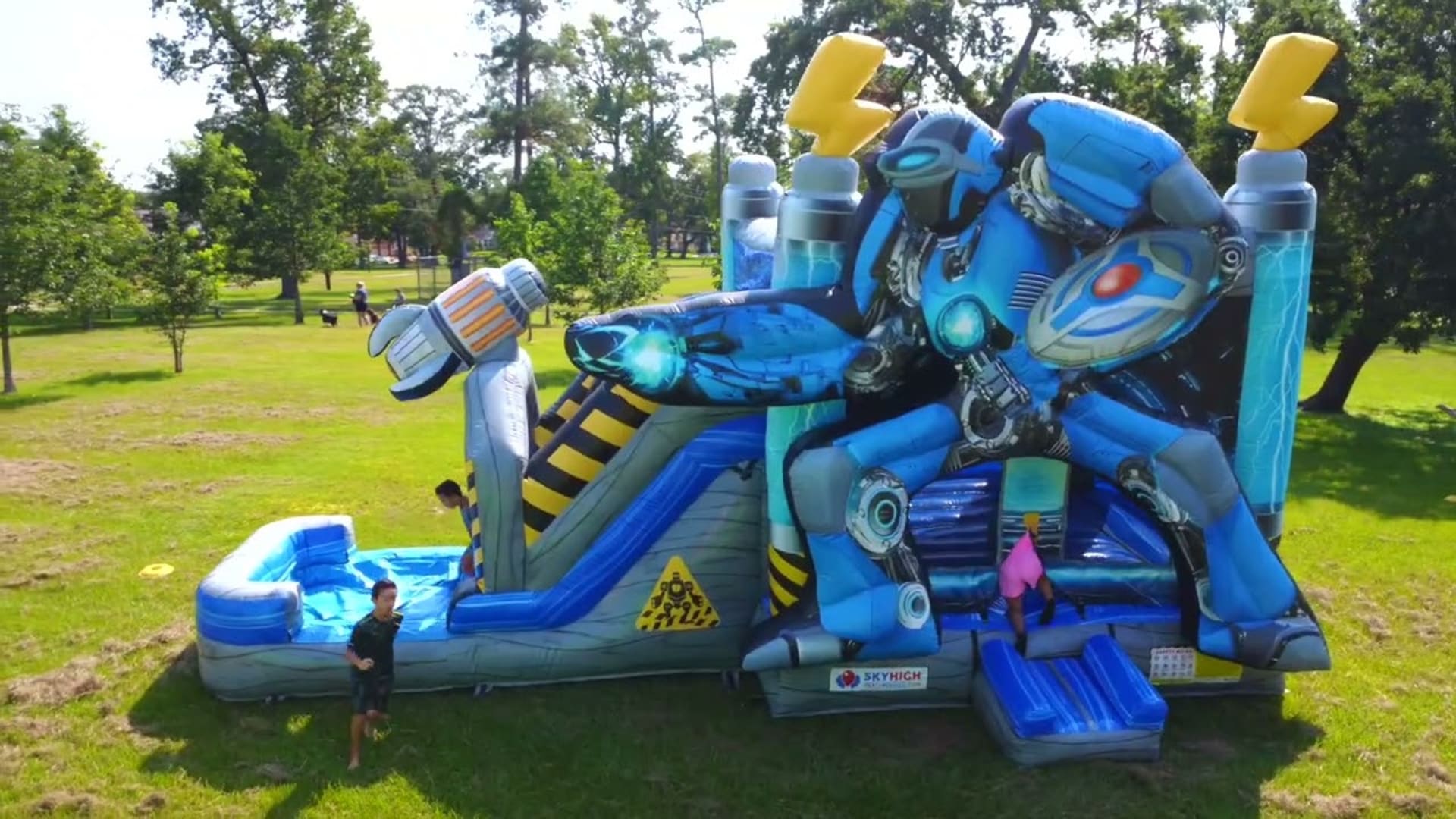 Blue Robot Bounce House Combo w/ (Dry or Wet/Water Slide) - Video