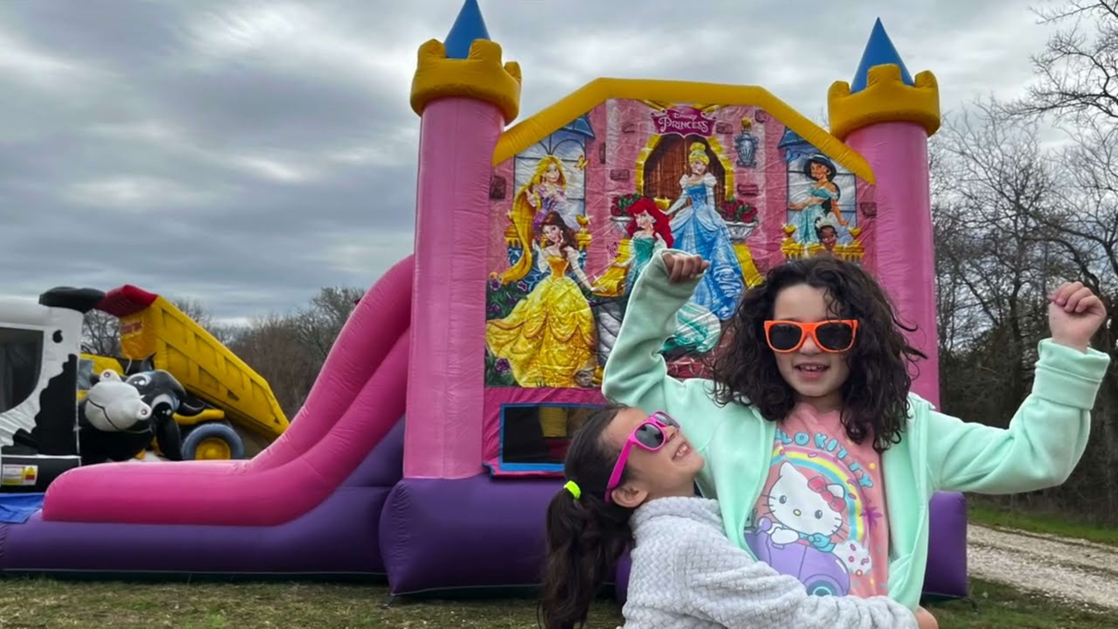 Disney Princesses EZ Bounce House Combo Wet or Dry - Video