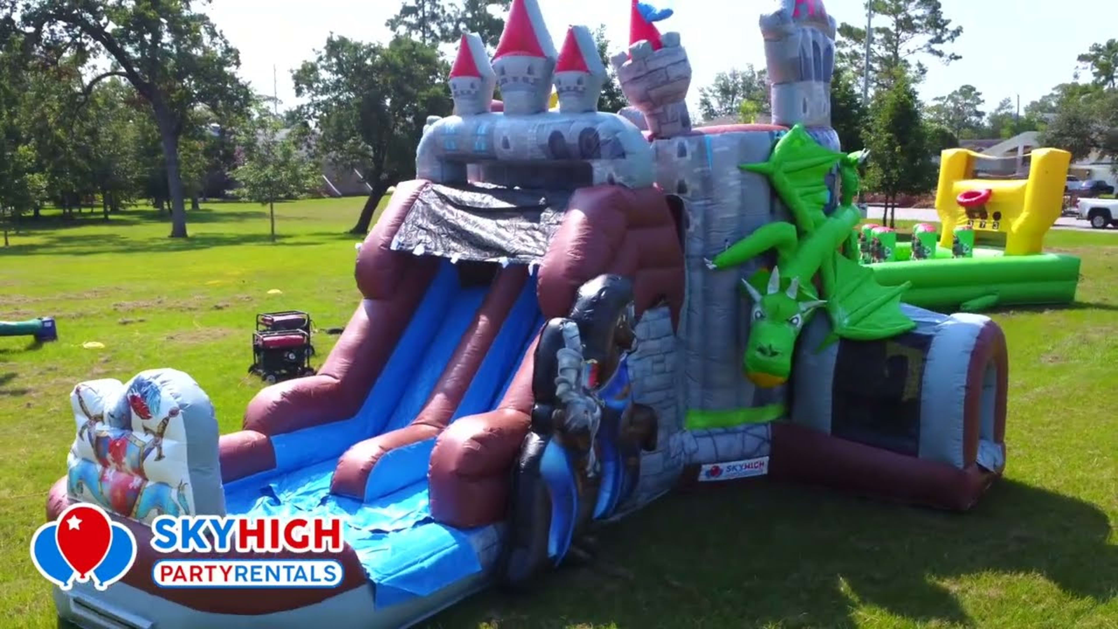 Knights & Dragons Castle Bouncer Combo w/ Wet or Dry Water Slide - Video