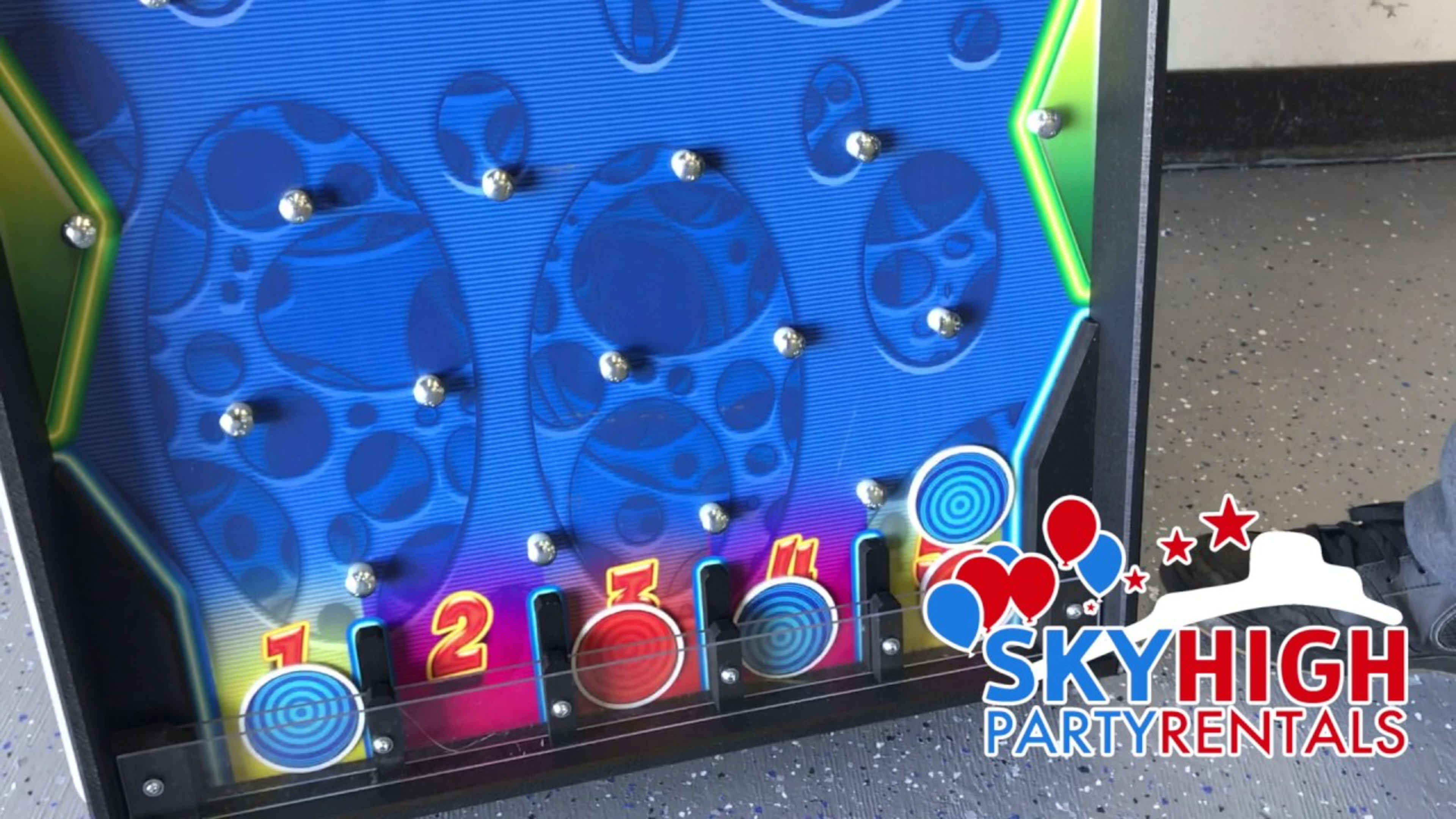 Plinko Carnival Game - Video
