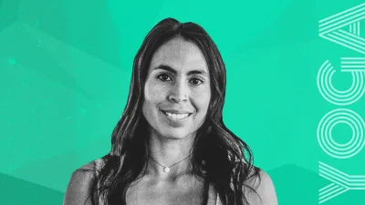 Simple planking poses with Yara to increase your self worth