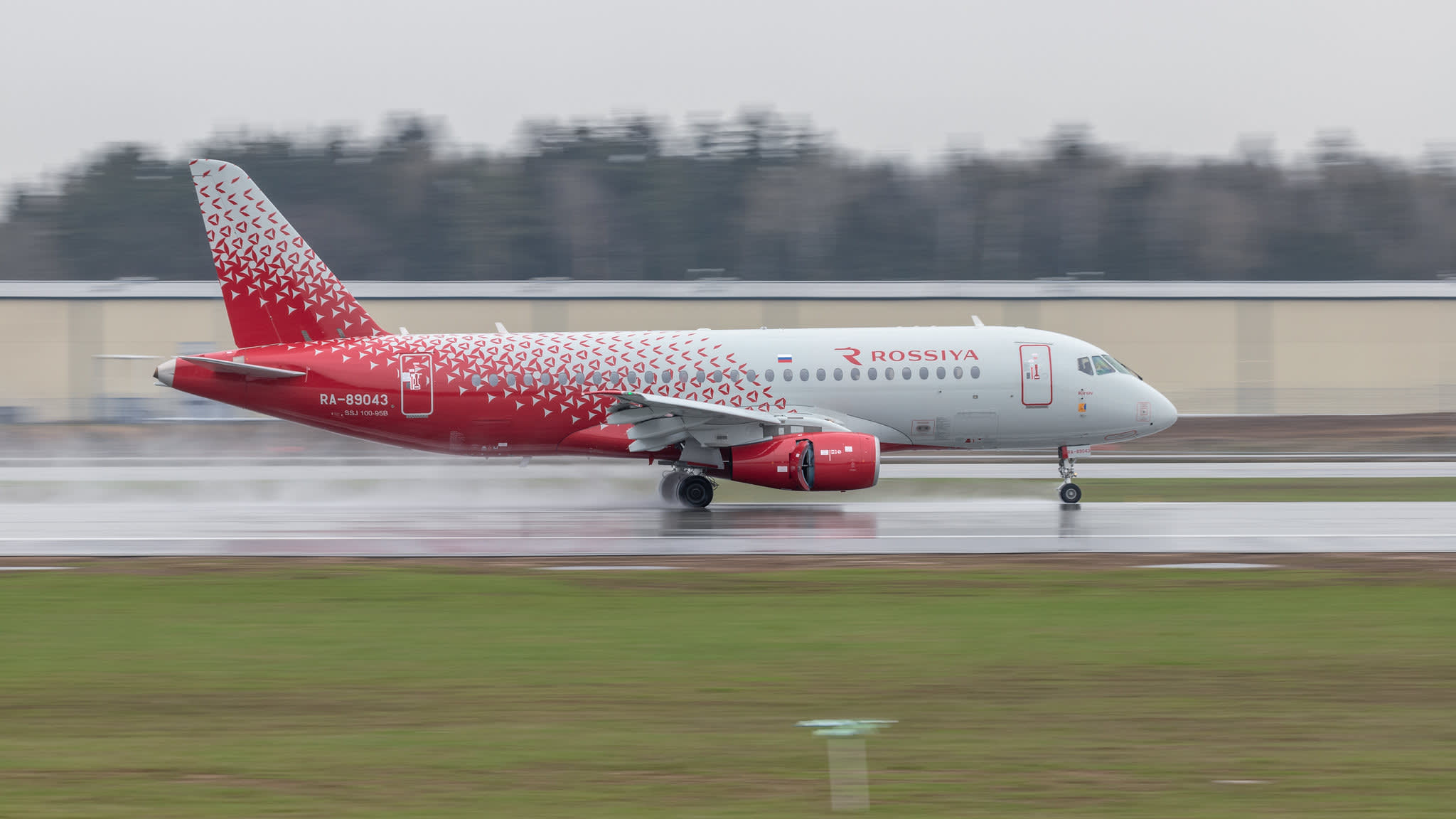 Rossiya Airlines Sukhoi Superjet 100-95B - SkyTeam Virtual