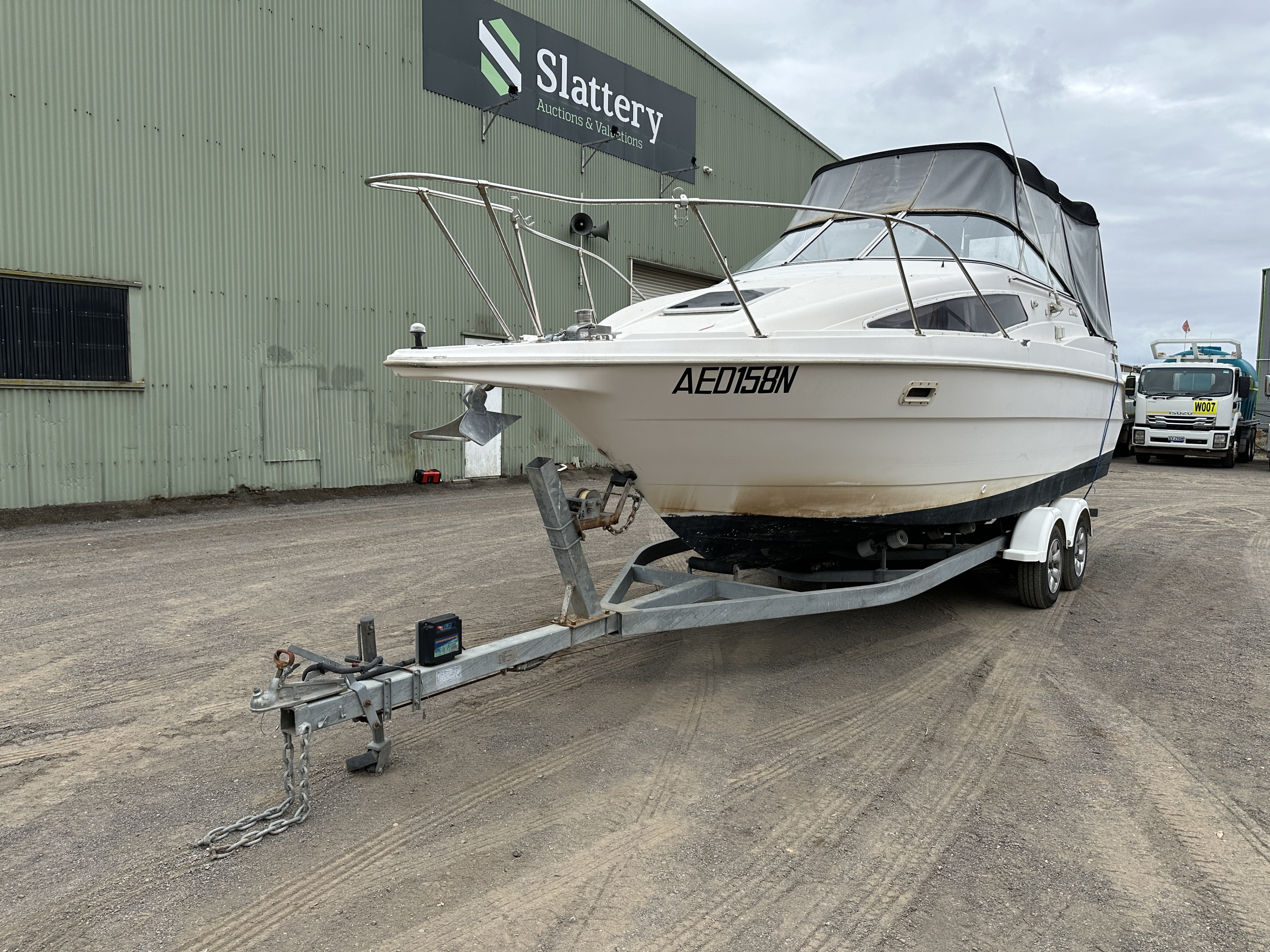 Bayliner Ciera Boat with 2023 trailer