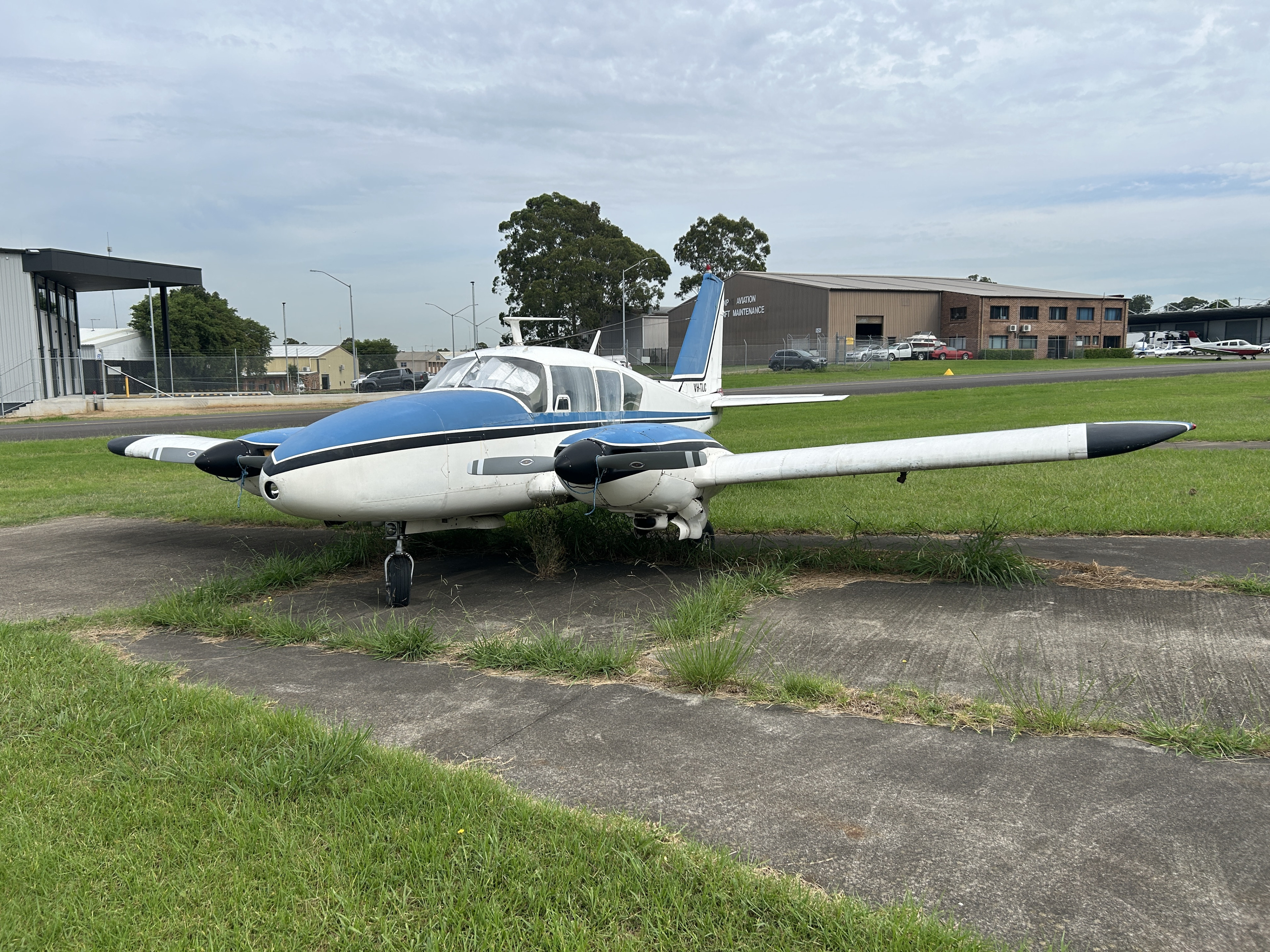 Sydney Abandoned Aircraft Auction