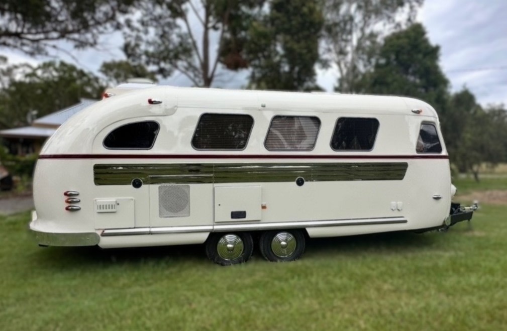 Newcastle Custom Retro Caravan – Flexible Clipper Style Auction