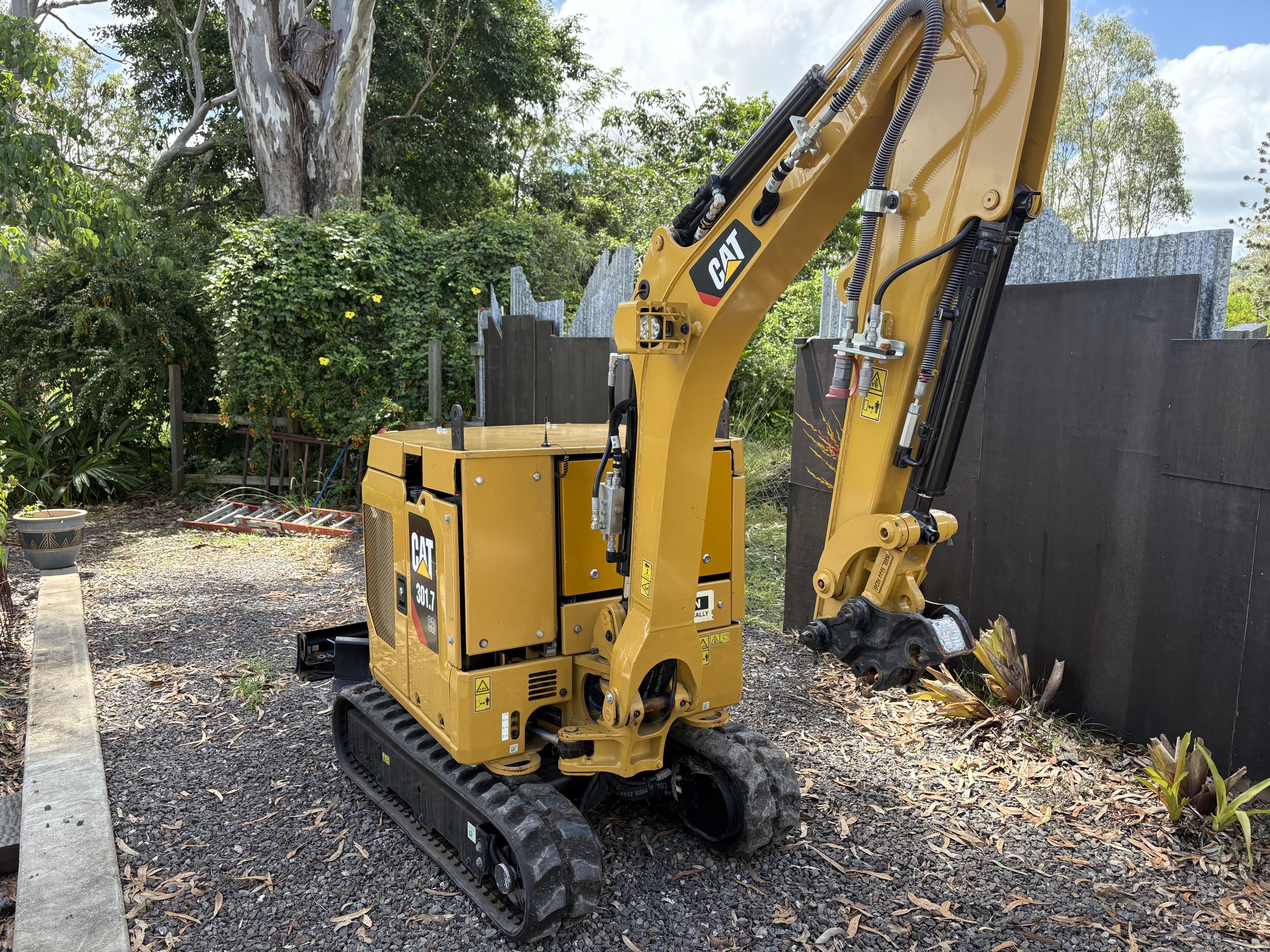 Remote Controlled 2018 Caterpillar 301.7 CR Auction