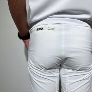 CODURA(R) NYLON 4WAY STRETCH ハーフパンツ  FRONT BACK ZIP LOGO/WHITE