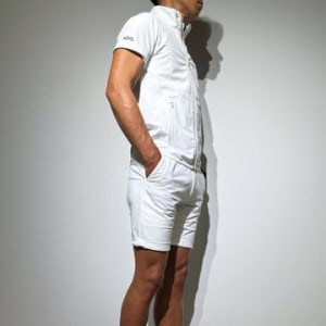 CODURA(R) NYLON 4WAY STRETCH ハーフパンツ  FRONT BACK ZIP LOGO/WHITE