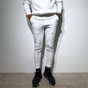 ライト ダブルニットフーディー FRONT 3D SHADOW LOGO/WHITE (UNISEX)