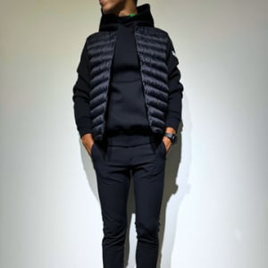 ストレッチライトダウンベスト(UNISEX)