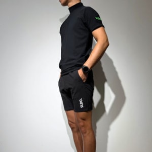 CODURA(R) NYLON 4WAY STRETCH ハーフパンツ  FRONT BACK ZIP LOGO/MATTE BLACK