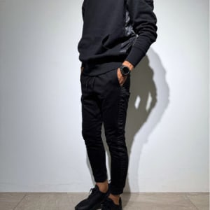 【EXTRA SERIES】裏起毛 サテン切替フーディー/BLACK (UNISEX)