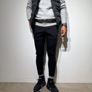 ダウンベスト 3D SHADOW LOGO (UNISEX)