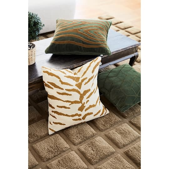 Chhatwal &amp; Jonsson Loha Ullmatta Beige 177x239