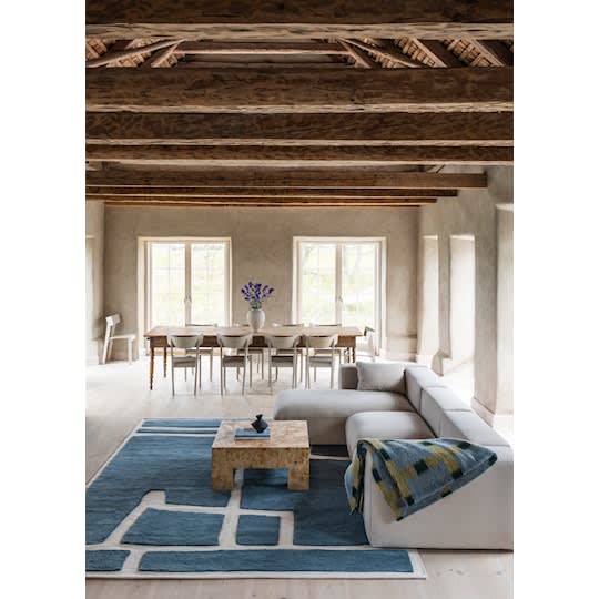 Layered Gotland Klint Ullteppe Cornflower Blue 250x350