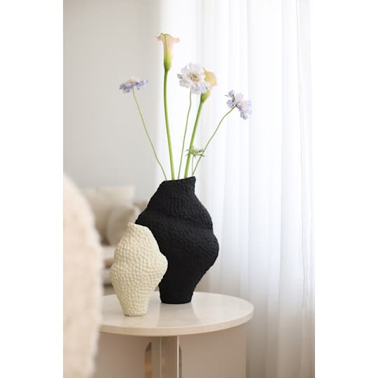 Cooee Design Isla Maljakko Black 32cm