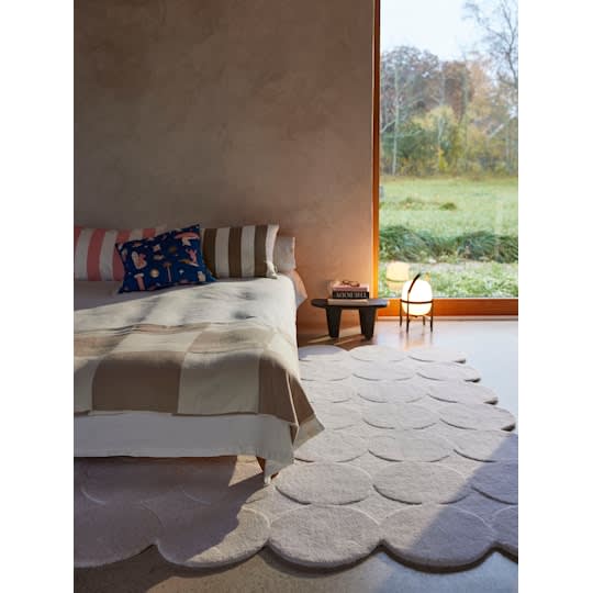 Classic Collection Dots Ullteppe Off White 200x300