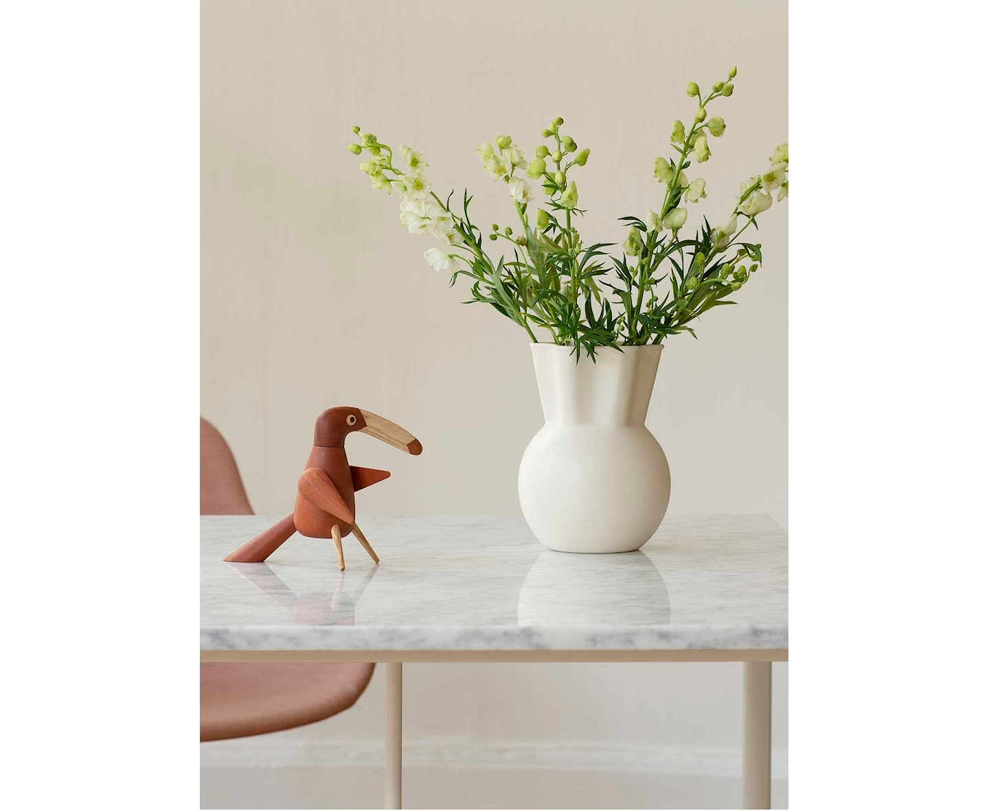 Spring Copenhagen Sweeping Top Vase White 20cm