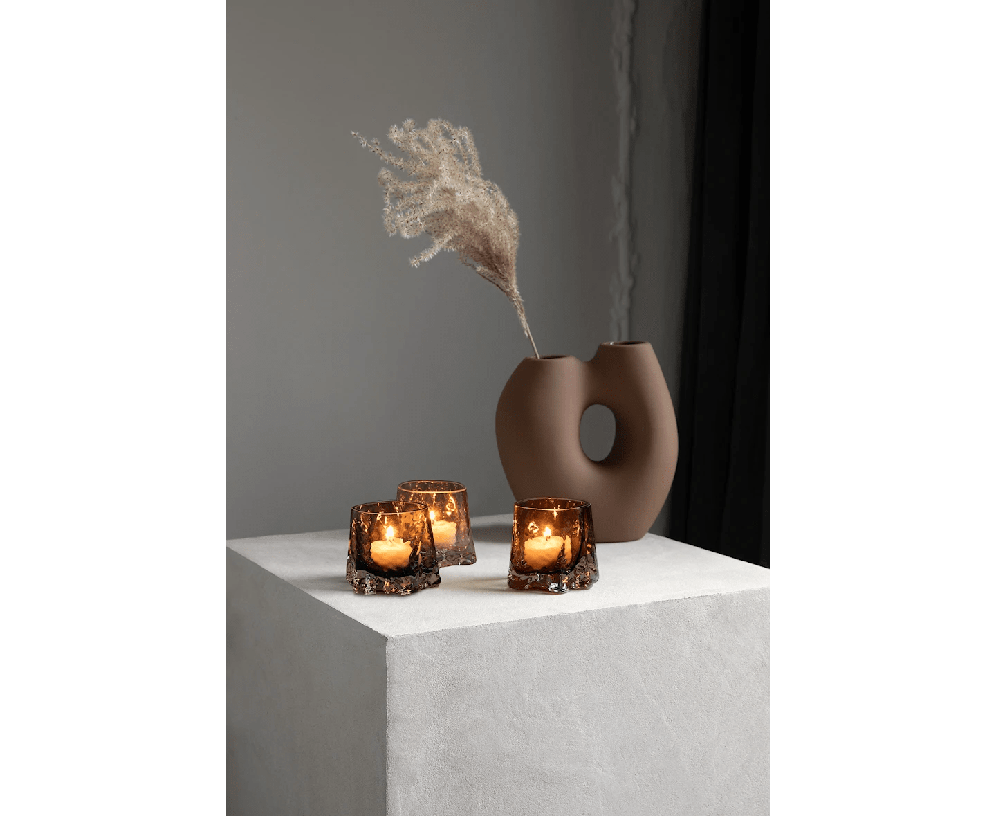 Cooee Design Frodig Vas Hazelnut