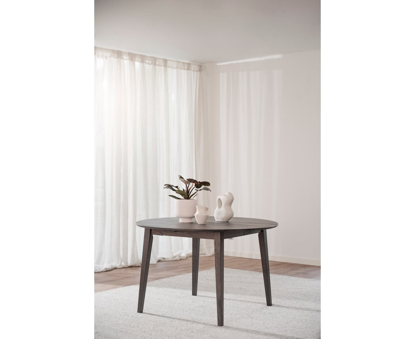 Rowico Home Filippa Esstisch Braun Ø120/165cm