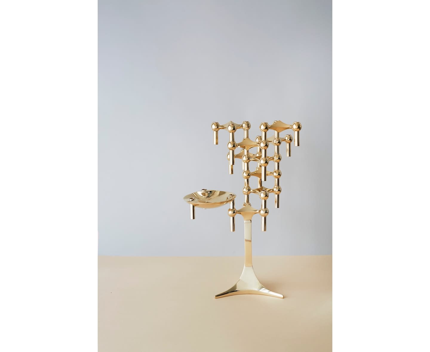 Stoff STOFF Nagel Stand Solid Brass