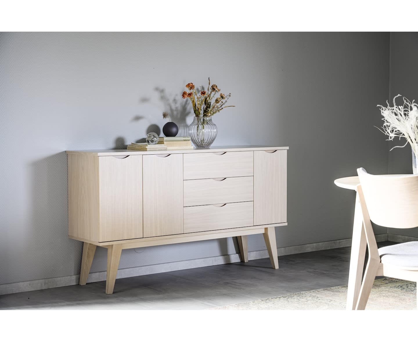 Rowico Home Filippa Sideboard Vitpigmenterad 150cm