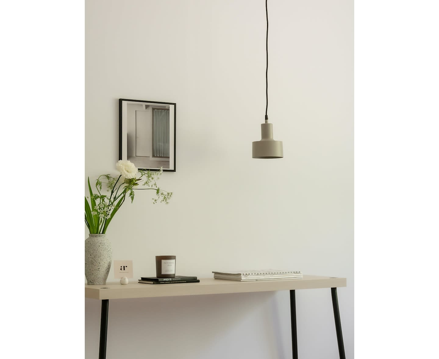 PR Home Solo Fönsterlampa Matt Beige 13cm