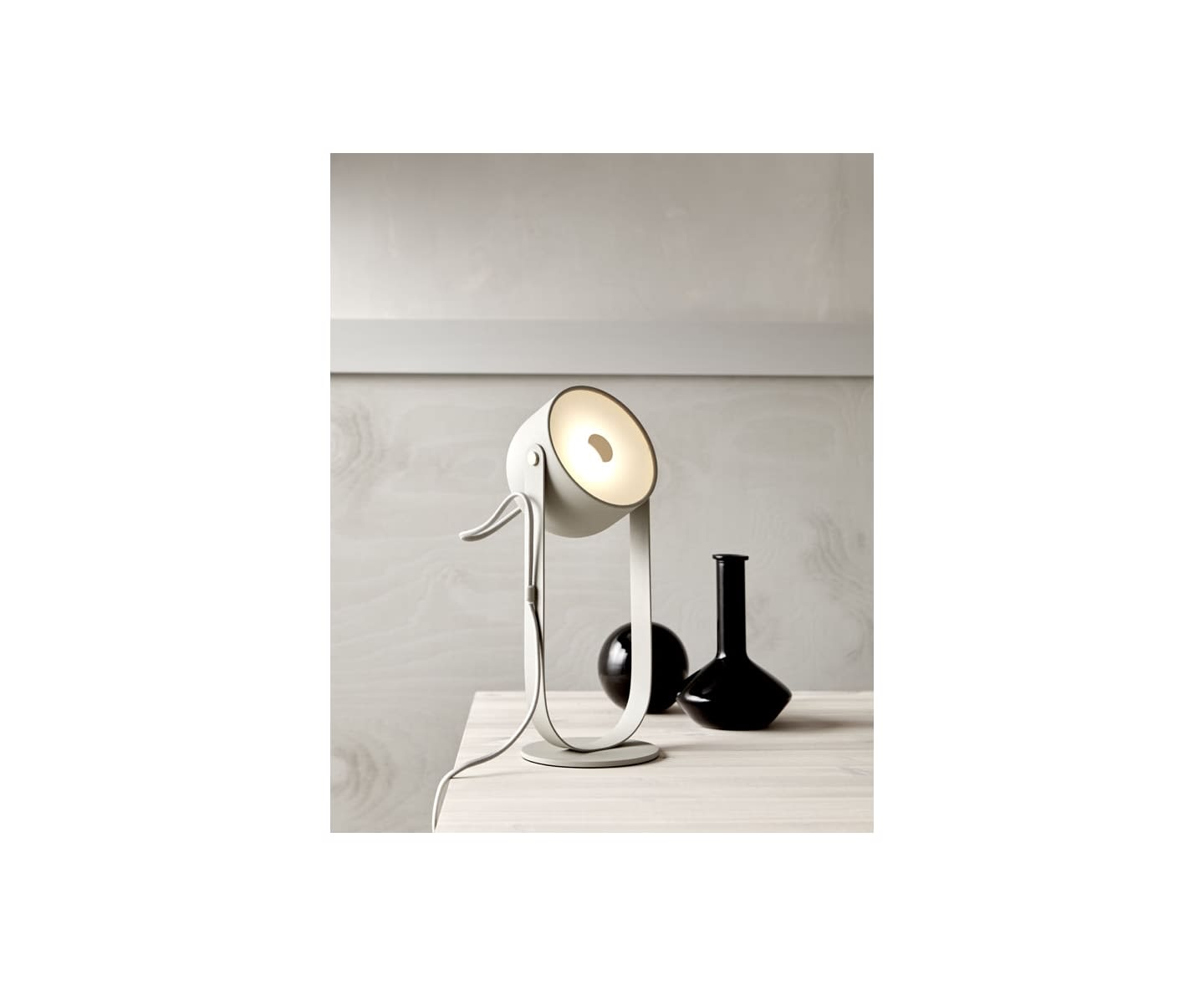 CO Bankeryd Svejk 13 Bordslampa Beige