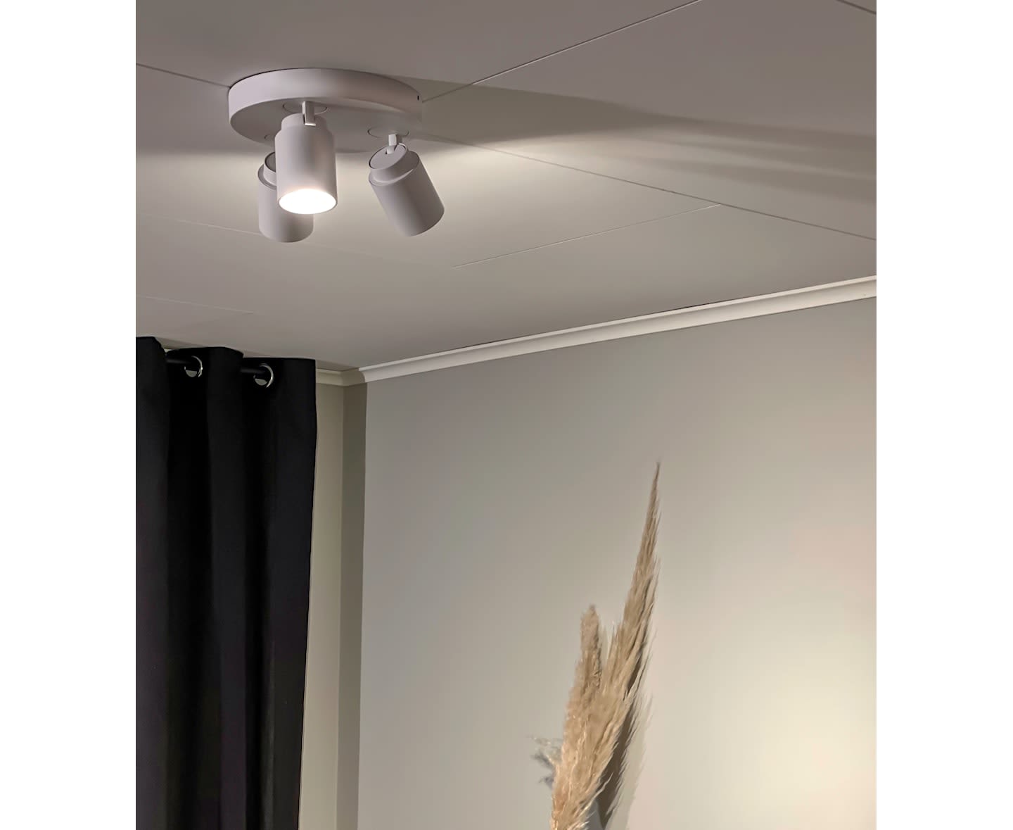 Aneta Lighting Otilia Takspot 3 Matt Vit Ø25cm