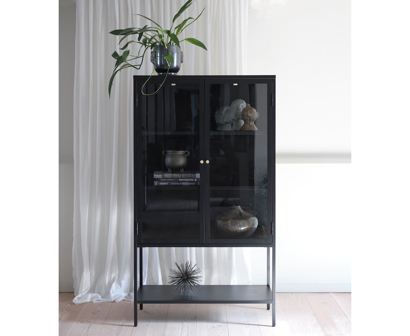 Sleepo Flint Schrank Black 160cm