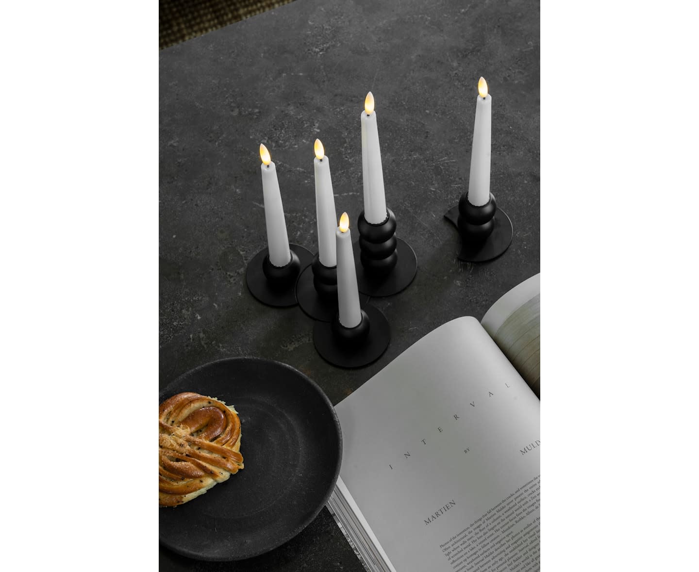 Watt &amp; Veke Lykke LED Ljusstake Black