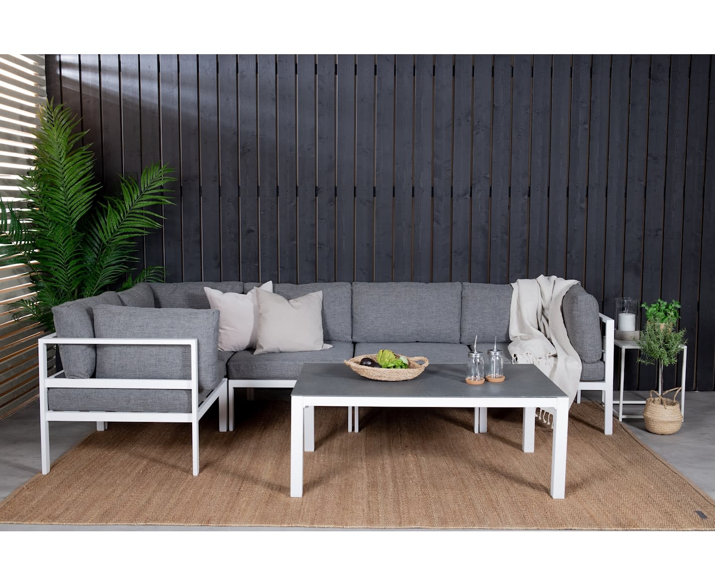 Nordic Outdoor Oliver Soffbord Vit 120cm